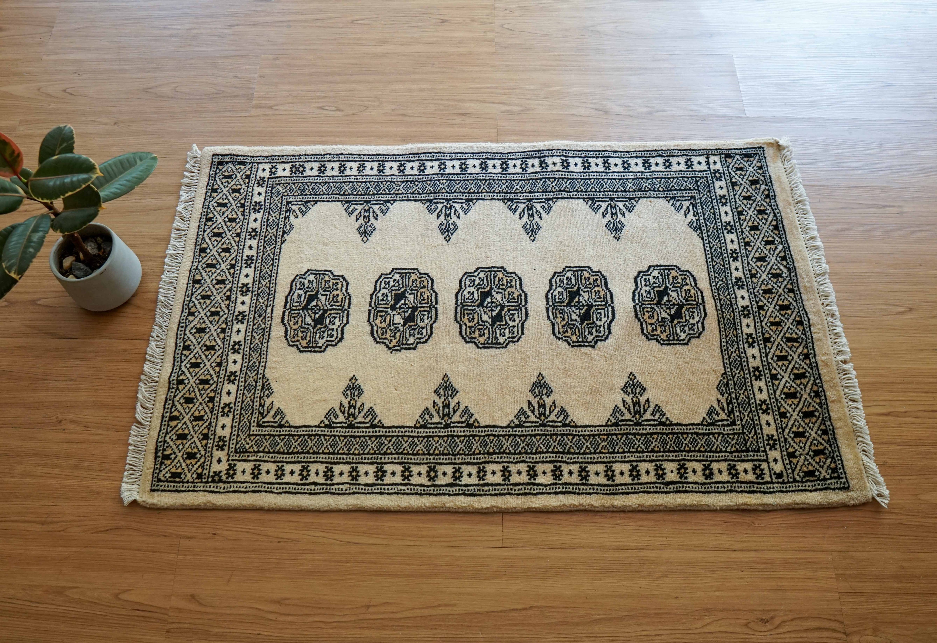 Pakistan rug No.526LH RUG ATELIER.co